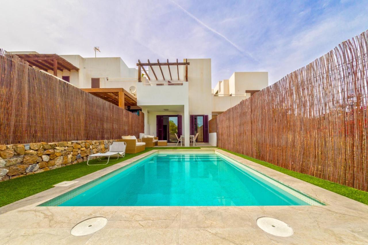 Avicena Beach - โมฮาการ์ ภายนอก รูปภาพ